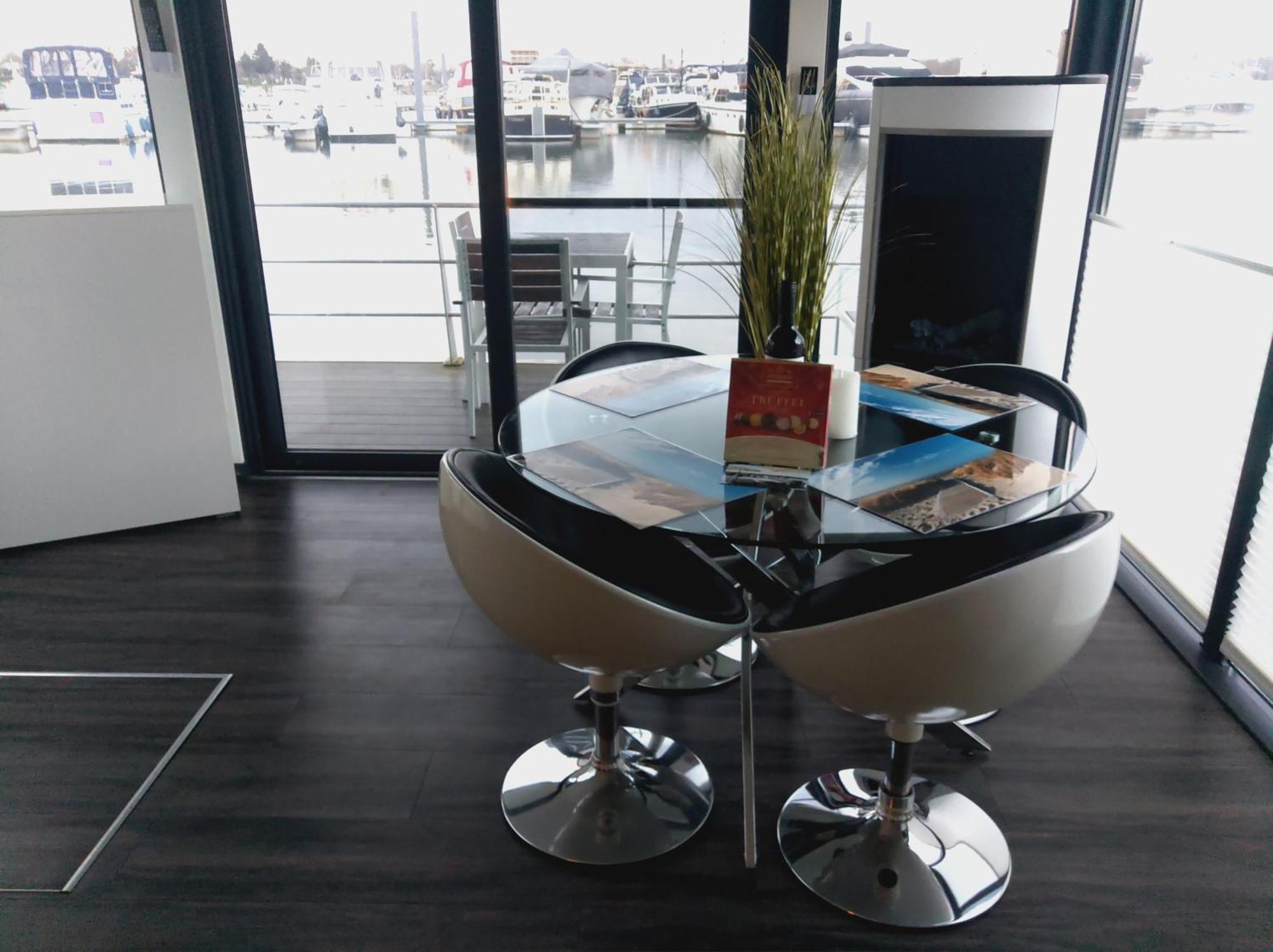 Hausboot Leukermeer Well Well  Extérieur photo
